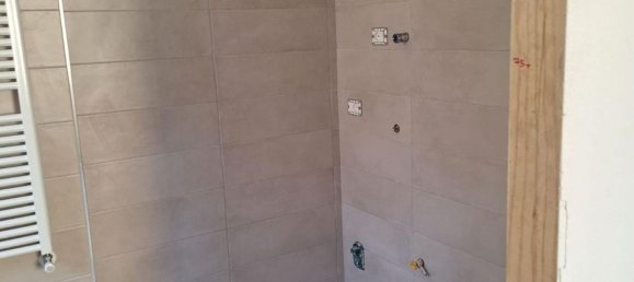 4 bedrooms Apartment in Imola, Italy No. 371481 14