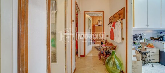 4 rooms Villa in Cairate, Italy No. 298149 6