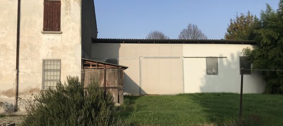 5 bedrooms Villa in Ceresara, Italy No. 125506 4