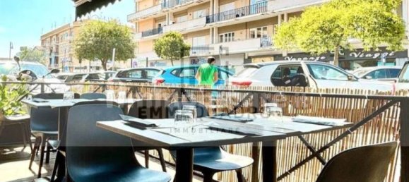 2-salle Propriété commerciale à Terracina, Italy No. 26859 3