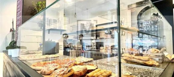 2-salle Propriété commerciale à Terracina, Italy No. 26859 6