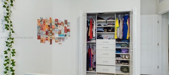 4 Schlafzimmer Villa in Miami, USA, Nr. 615493 14