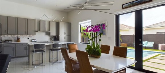 4 Schlafzimmer Villa in Miami, USA, Nr. 615493 2