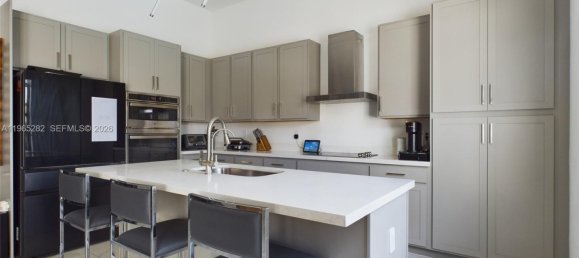 4 Schlafzimmer Villa in Miami, USA, Nr. 615493 8