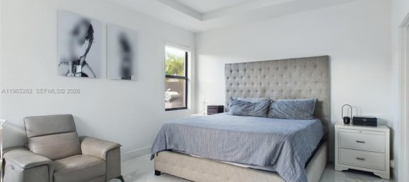 4 Schlafzimmer Villa in Miami, USA, Nr. 615493 24