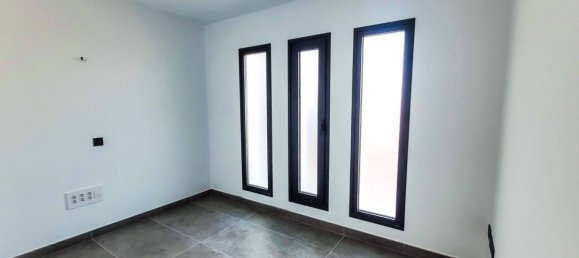 4 bedrooms Villa in Adeje, Spain No. 92729 10