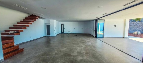 4 bedrooms Villa in Adeje, Spain No. 92729 11