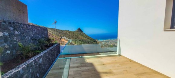 4 bedrooms Villa in Adeje, Spain No. 92729 19