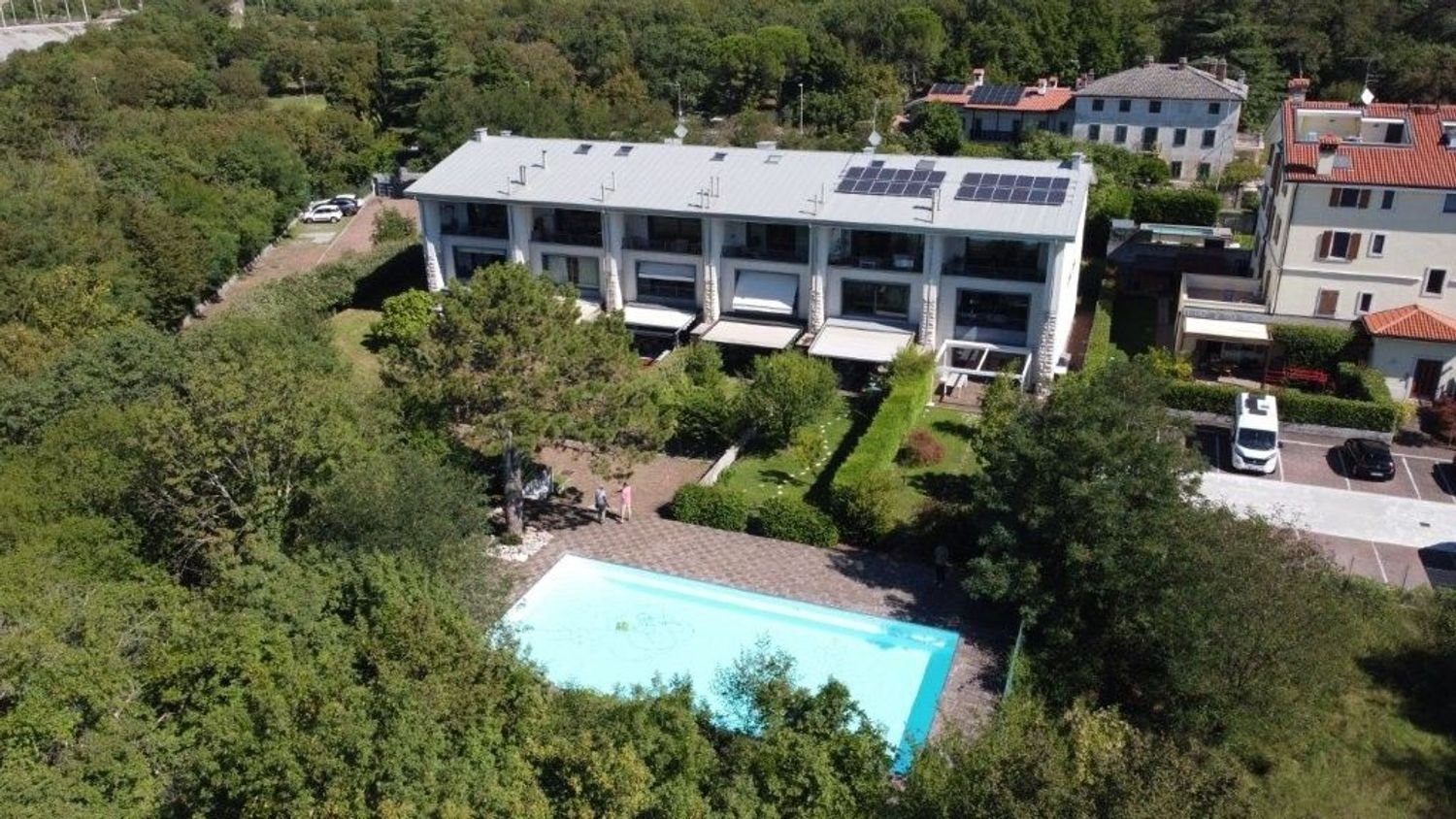 Квартира с 3 спальнями в Триест, Италия № 349076