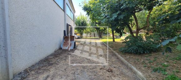 290m² Warehouse in Quattro Castella, Italy No. 313043 16