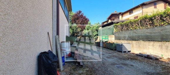 290m² Warehouse in Quattro Castella, Italy No. 313043 13