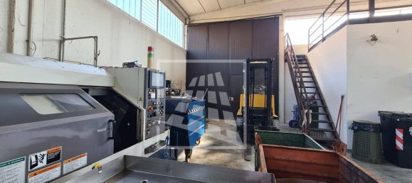 290m² Warehouse in Quattro Castella, Italy No. 313043 7