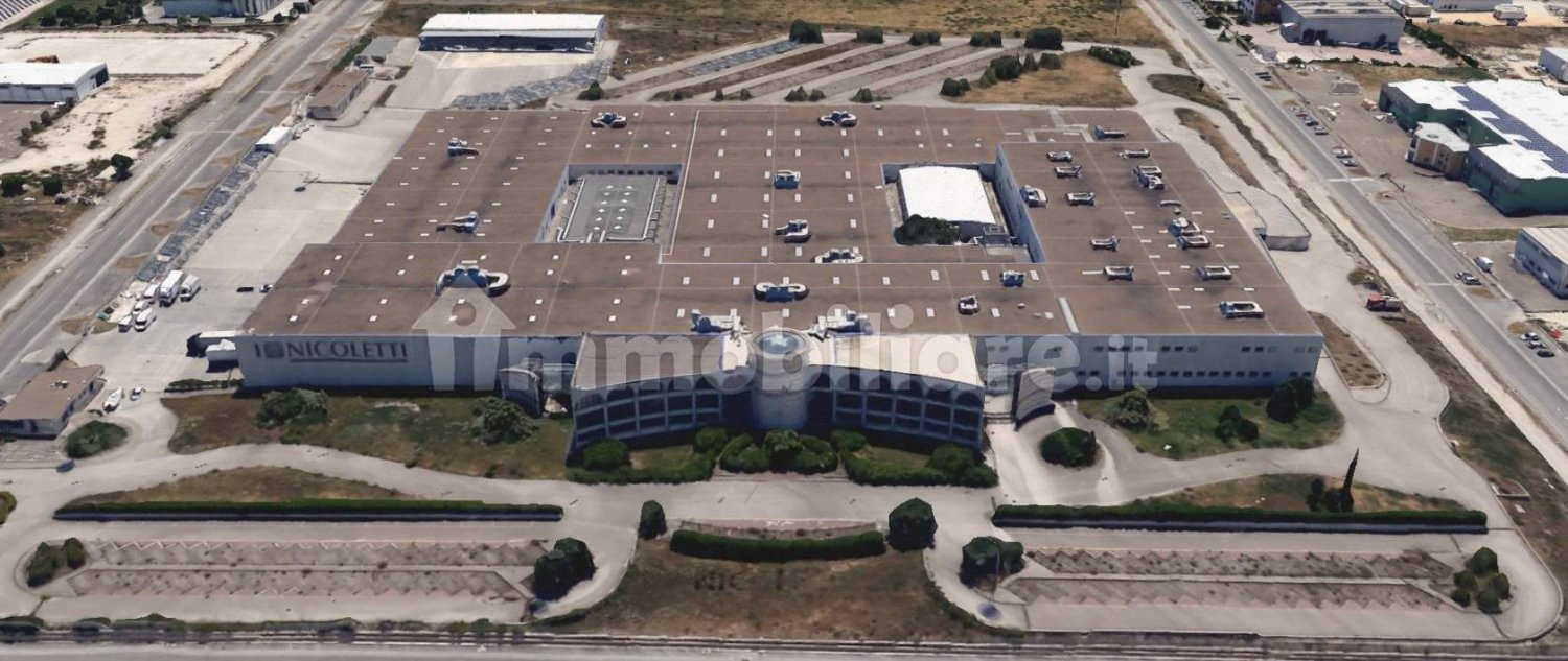 1 room Warehouse in Matera, Italy No. 103778