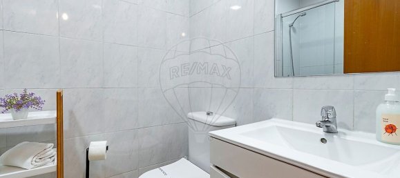 2 bedrooms House in Vila Nova de Gaia, Portugal No. 187585 16