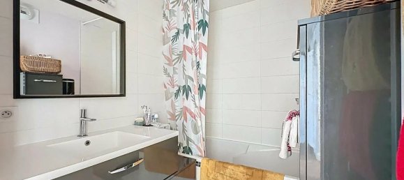 3 Schlafzimmer Wohnung in Nantes, France, Nr. 360581 2