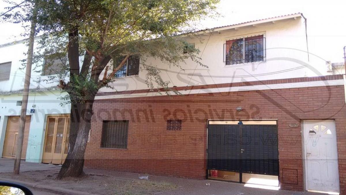 3 bedrooms House in General San Martin, Argentina No. 6098