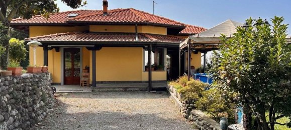 6-salle Villa à Biella, Italy No. 18323 3