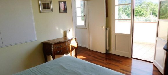 2 bedrooms Villa in Scarlino, Italy No. 1568 12