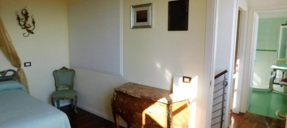 2 bedrooms Villa in Scarlino, Italy No. 1568 11