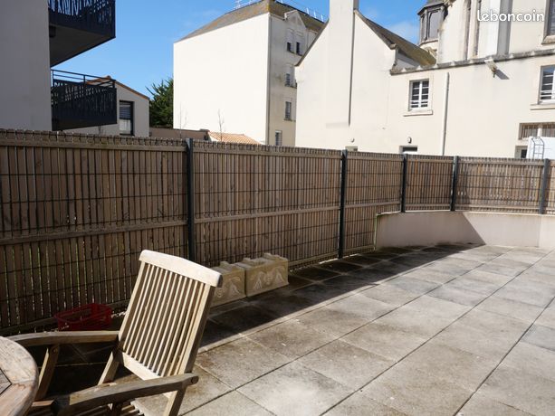 2 bedrooms Apartment in Les Sables-d'Olonne, France No. 291330