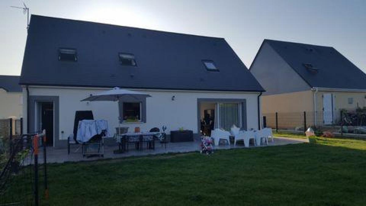 3 bedrooms House in Gisors, France No. 25150