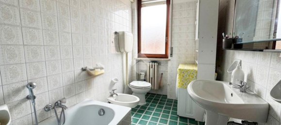 4 rooms Apartment in Caldiero, Italy No. 36080 24