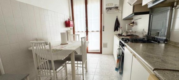 4 rooms Apartment in Caldiero, Italy No. 36080 10