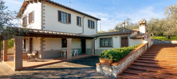 Villa de 3 dormitorios en Florence, Italy No. 124977 4