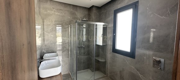 6 chambres Villa à Parekklisia, Cyprus No. 4066 9