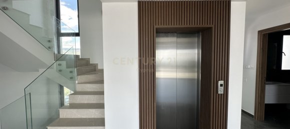 6 chambres Villa à Parekklisia, Cyprus No. 4066 20