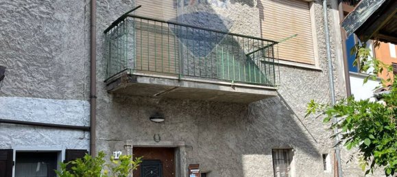 1 bedroom Apartment in Cuveglio, Italy No. 380078 18
