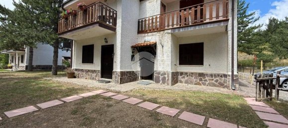 2 bedrooms Apartment in Rocca di Mezzo, Italy No. 263829 18