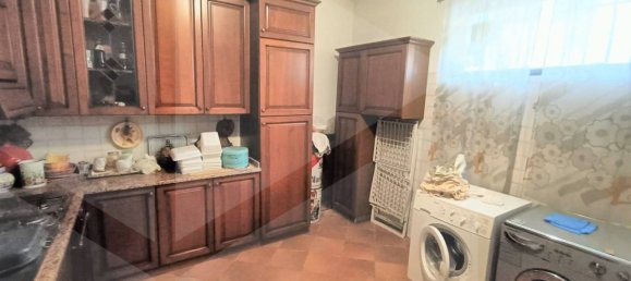 Casa de 5 divisões em Sassuolo, Italy N.º 22686 31