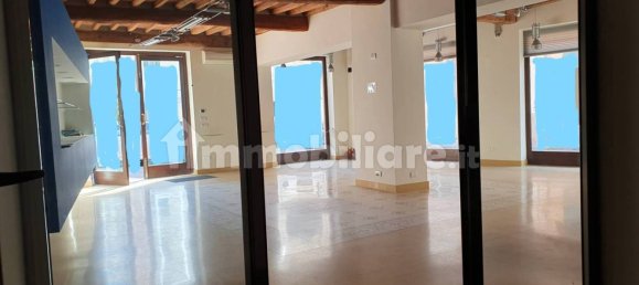 4-Zimmer Gewerbliche Immobilie in Lucca, Italy, Nr. 35170 14