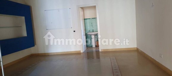 4-Zimmer Gewerbliche Immobilie in Lucca, Italy, Nr. 35170 13