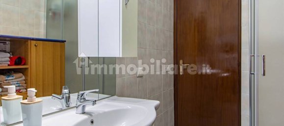 Квартира с 2 спальнями в Галликано нель Лацио, Италия № 215018 20