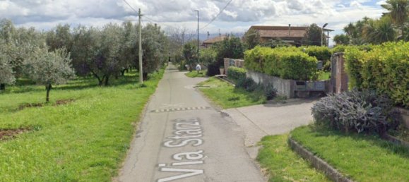 4 bedrooms Apartment in Campagna, Italy No. 321256 2