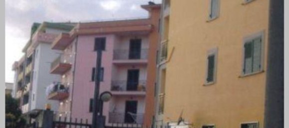 4 bedrooms Apartment in Campagna, Italy No. 321256 18