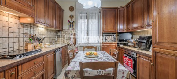 3 rooms House in Modena, Italy No. 74599 9