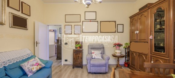 3 rooms House in Modena, Italy No. 74599 6