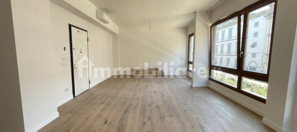 Apartamento T3 em Florence, Italy N.º 375716 2