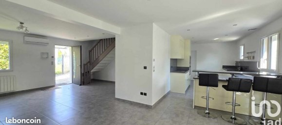 Дом с 4 спальнями в Шеси, Франция № 64301 3