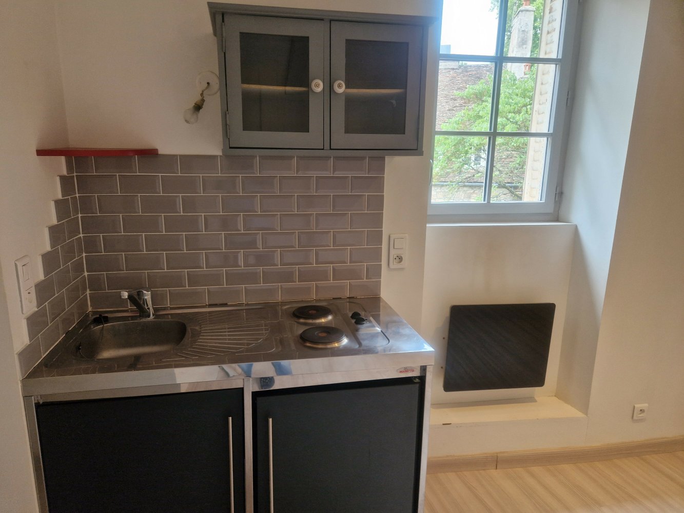 Studio in Beaune, France No. 202873