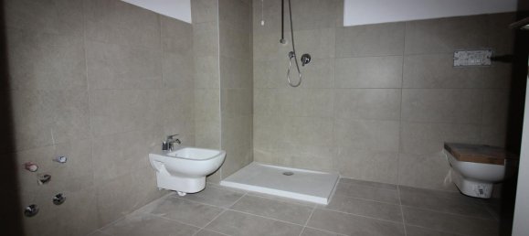 5-Zimmer Doppelhaus in Montebello Vicentino, Italy, Nr. 238207 11