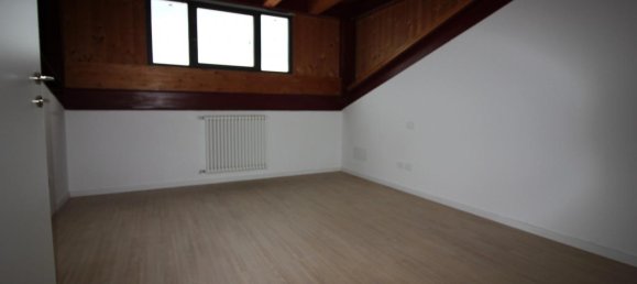 5-Zimmer Doppelhaus in Montebello Vicentino, Italy, Nr. 238207 8