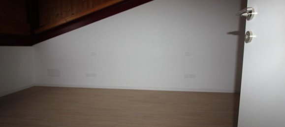 5-Zimmer Doppelhaus in Montebello Vicentino, Italy, Nr. 238207 7