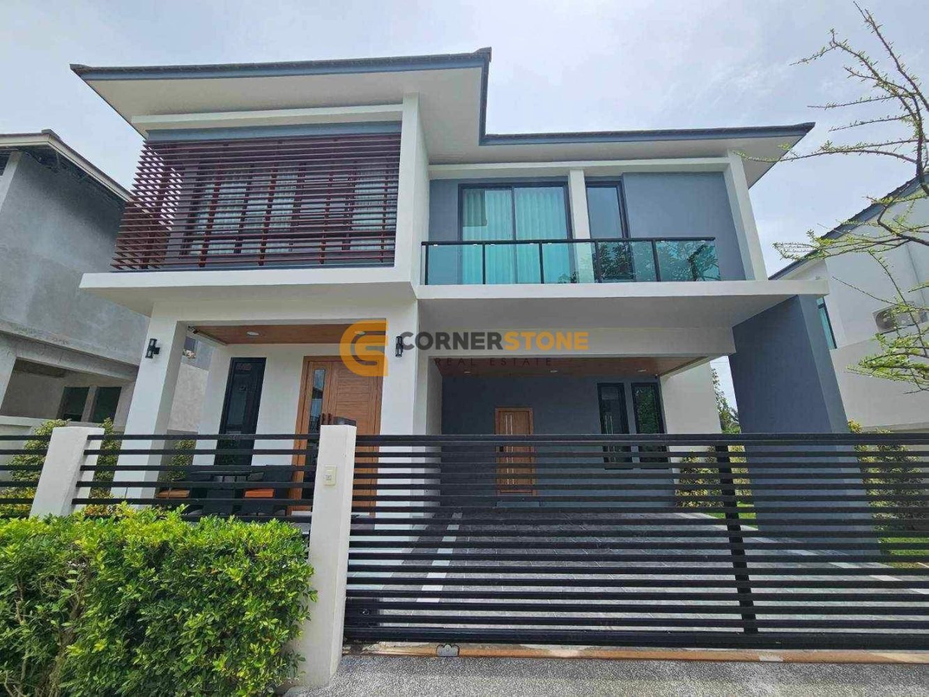 4 غرف نوم مقهى / مطعم في Bang Lamung, Thailand رقم 19500