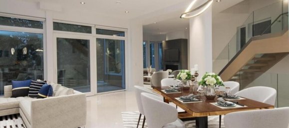 4 bedrooms House in British Columbia, Canada No. 208 9