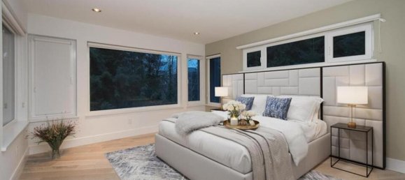 4 bedrooms House in British Columbia, Canada No. 208 12