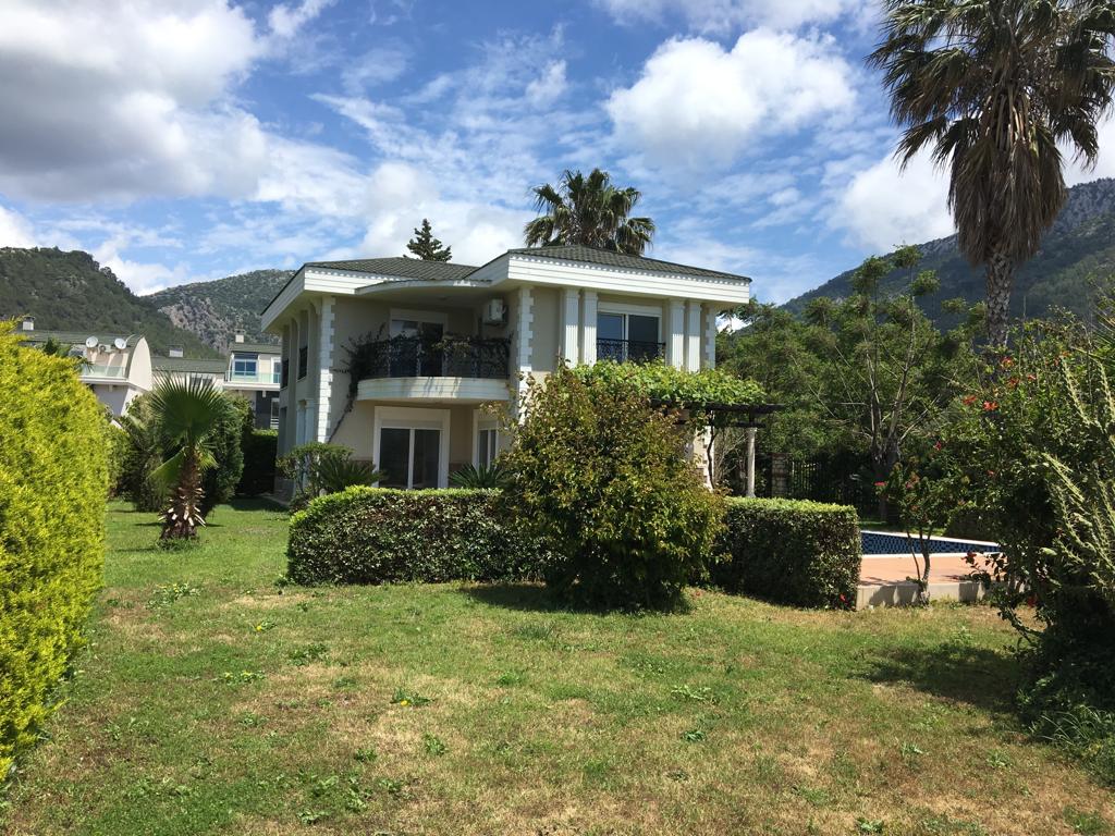 Villa 4+1 in Kumluca, Turkey No. 23122